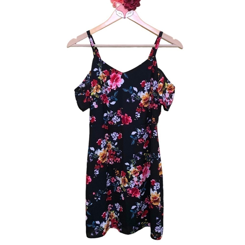 Express dress cold shoulder puff sleeve black floral sheath dress size 4